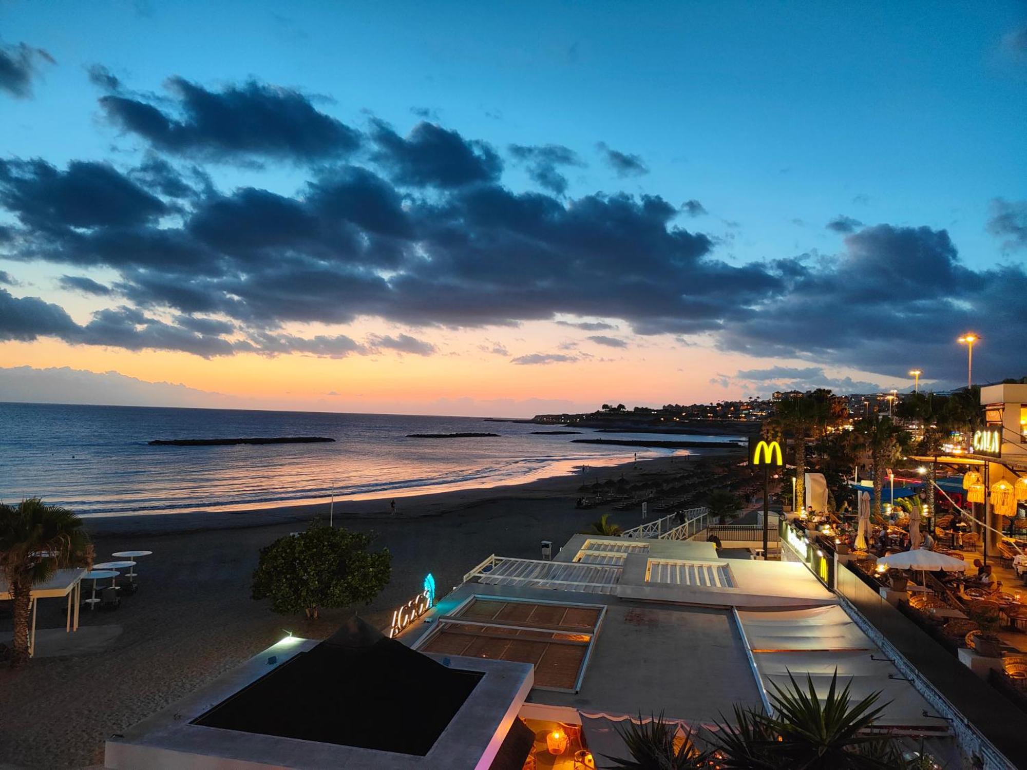 Malibu Park Apartments Sol 阿德耶 外观 照片